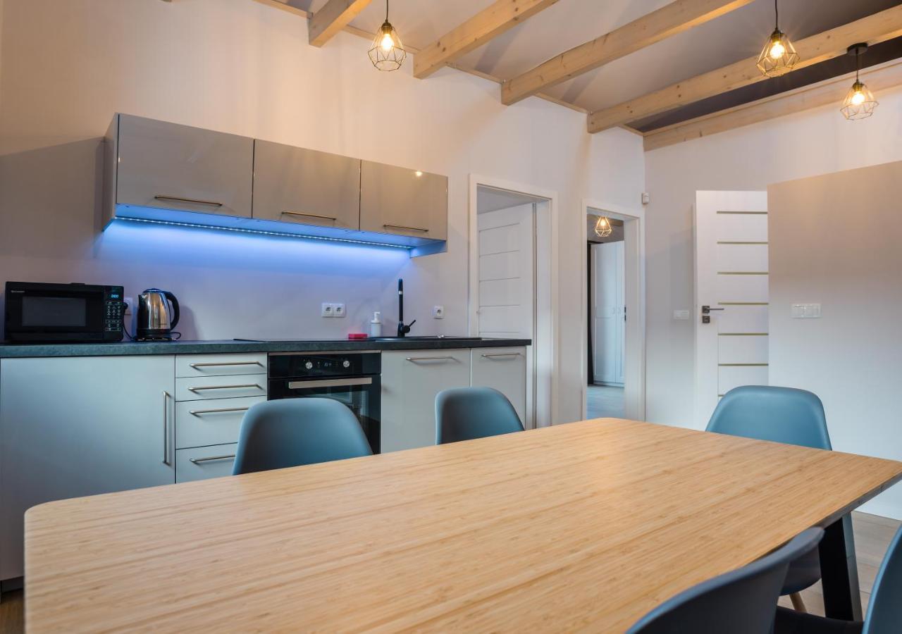 Aston -Domek Przy Lesie, Przestronny, Apartamenty 카르파츠 외부 사진