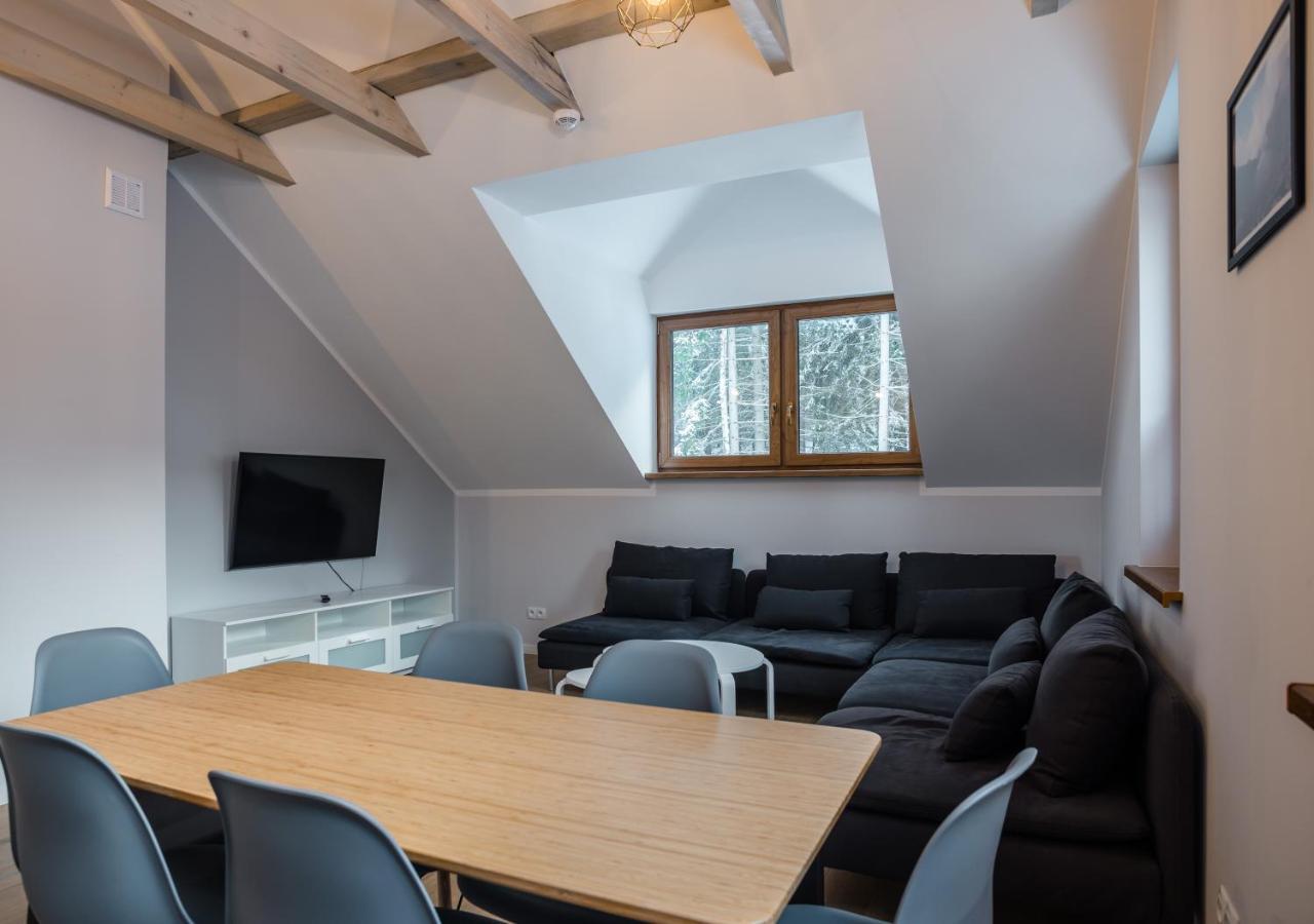 Aston -Domek Przy Lesie, Przestronny, Apartamenty 카르파츠 외부 사진