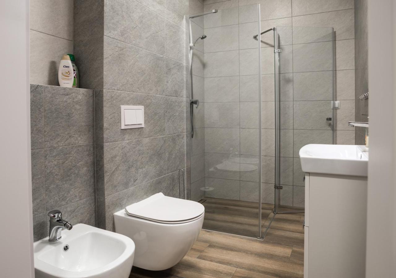 Aston -Domek Przy Lesie, Przestronny, Apartamenty 카르파츠 외부 사진